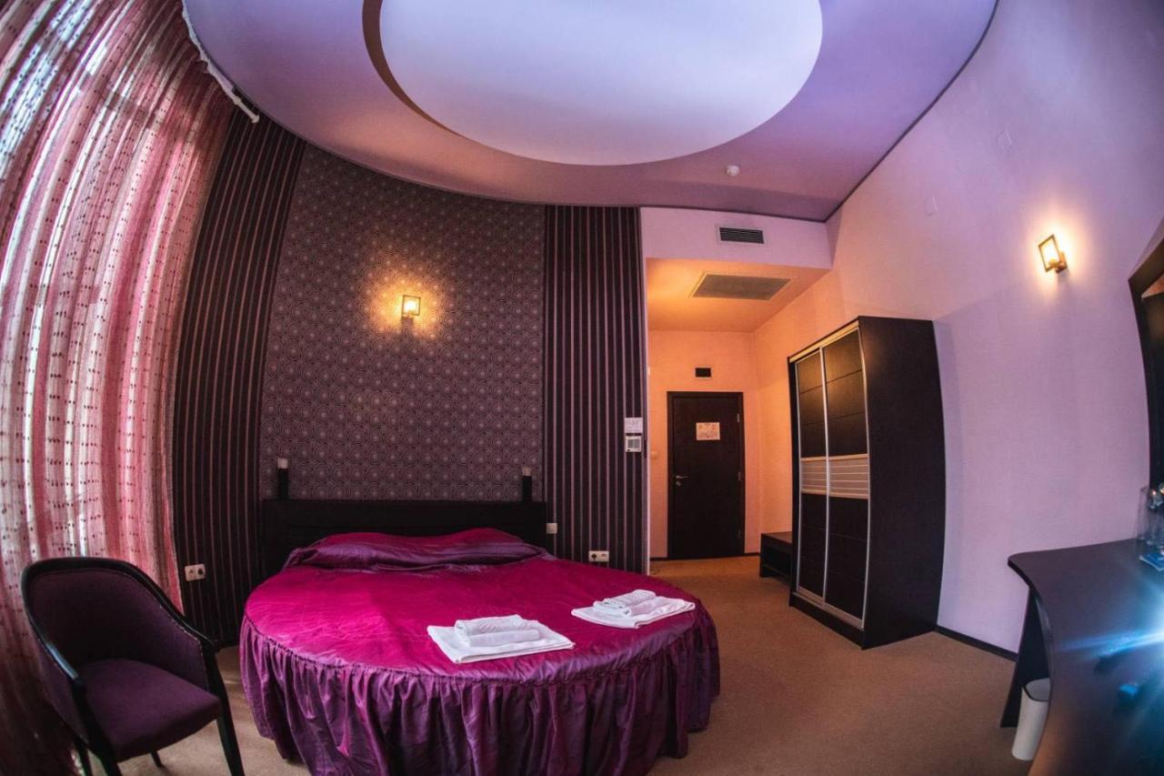 Hotel Ezeroto Stara Zagora Ngoại thất bức ảnh