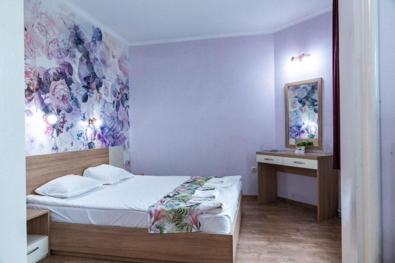 Hotel Ezeroto Stara Zagora Ngoại thất bức ảnh