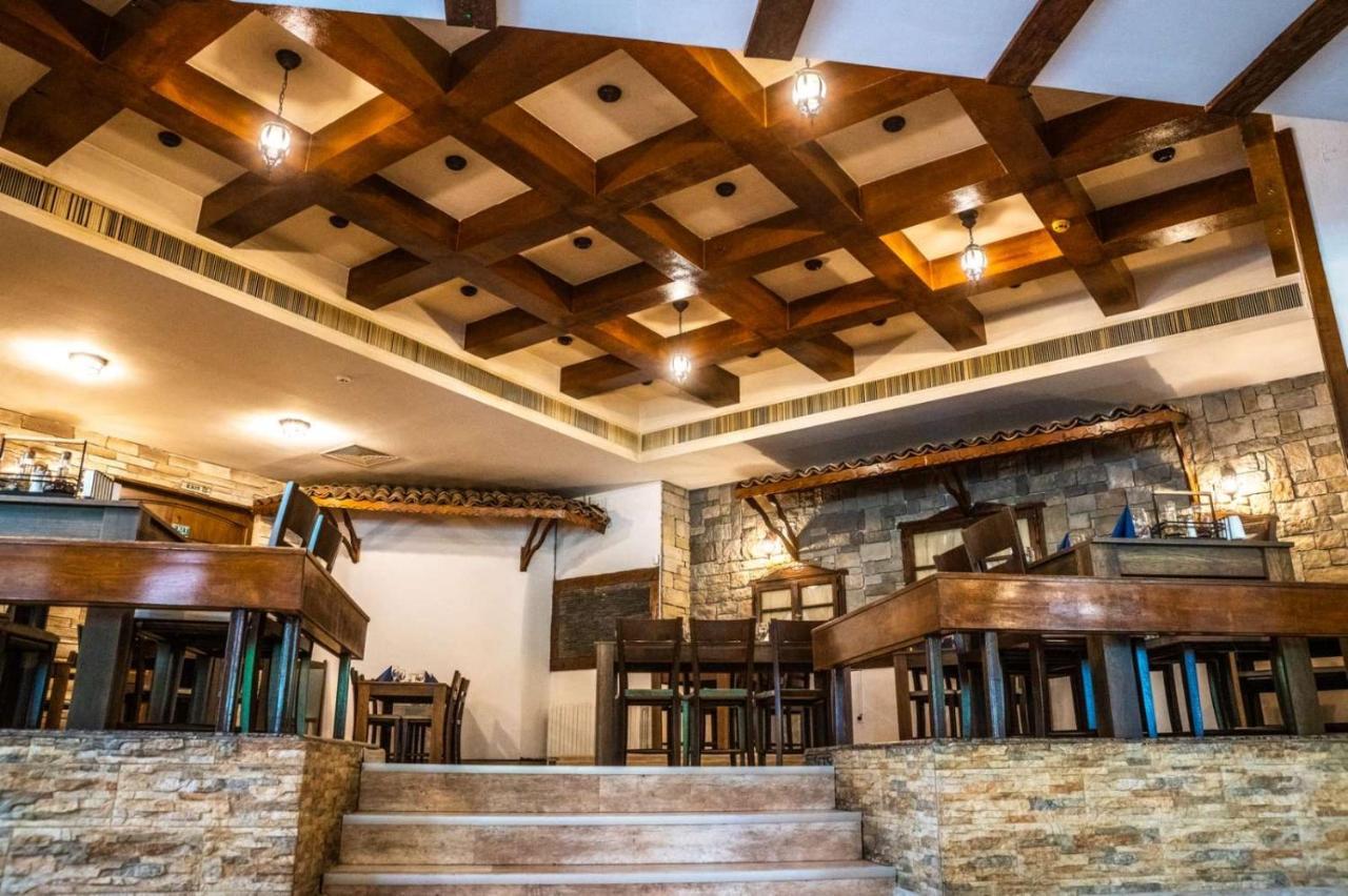 Hotel Ezeroto Stara Zagora Ngoại thất bức ảnh