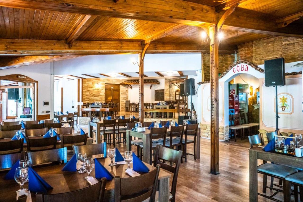 Hotel Ezeroto Stara Zagora Ngoại thất bức ảnh
