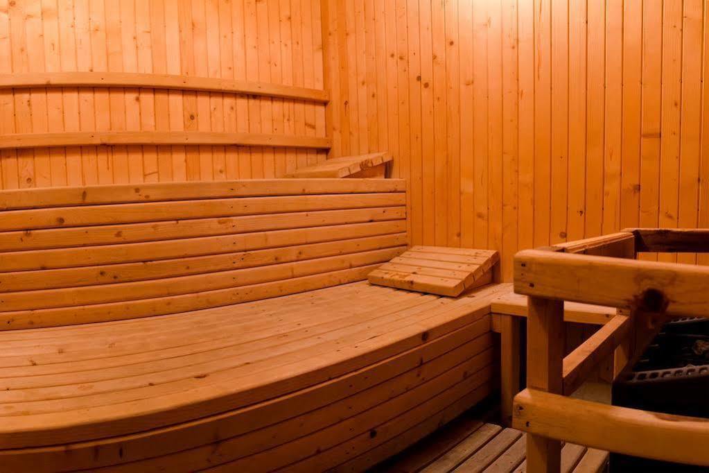 Hotel Ezeroto Stara Zagora Ngoại thất bức ảnh