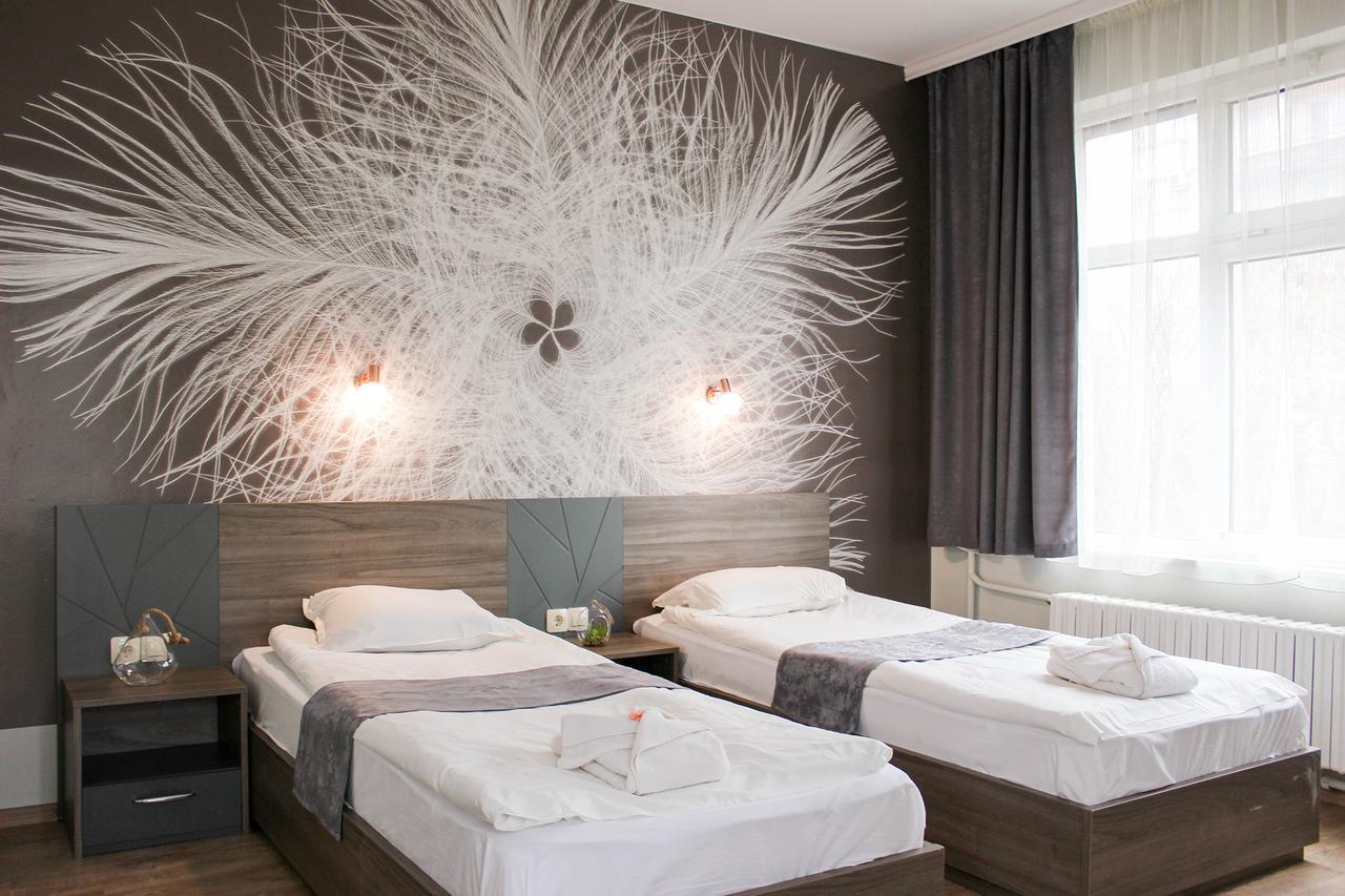 Hotel Ezeroto Stara Zagora Ngoại thất bức ảnh